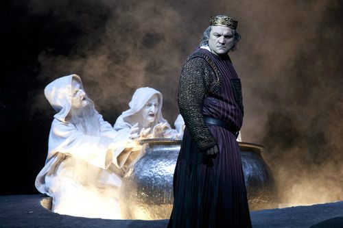 Zeljko Lucic als Macbeth in de heksen scéne, Metropolitaan