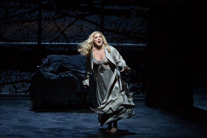 Anna Netrebco als Lady Macbeth , Metropolitaan