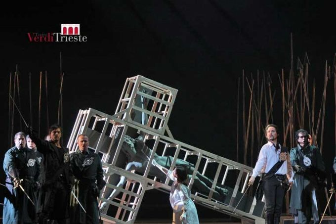 Uitvoering van La Battaglia di Legnano aan het theater van Triëst 2013.