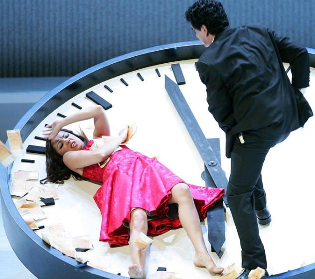 Een moderne regie van de opera 