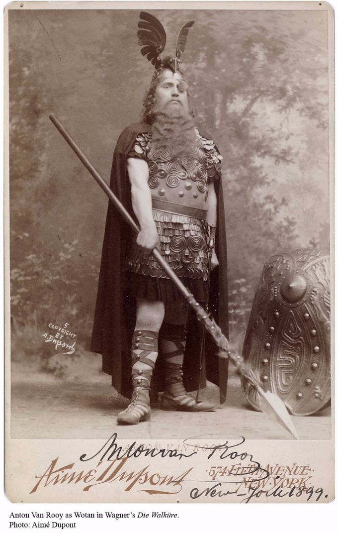 De Nederlandse bariton Anton van Rooy als Wotan (1870-1932) New York 1899.