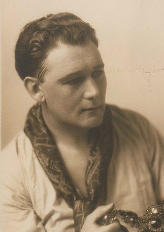 Josef Sterkens als Tamino in Mozart's 