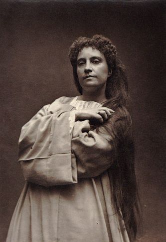 Caroline Molian-Carvolho (1827-1895) de eerste Margeurite in 1859. Ze zong die rol ook te Gent in  1861. 
foto: 1873