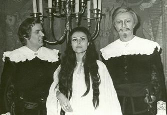 Marco Stecchi als Giorgio Walton, Maria Fleta als Elvira en Tadeusz Wiiersbicki als Riccardo in 