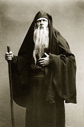 De eerste Dosifey was de legendarische Russische bas  Feodor Chalipain in 1911