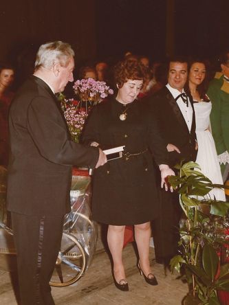 Het jubileum jaar 1965 was ook voor de Gentse mezzosopraan Yola De Gruyter een jubileum Gala voor 25 jaar podium prestaties.
foto: privécollectie