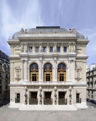 Opéra Comique Paris, zoals hij nu is . In 1881 ging er de première door van Offenbachs 