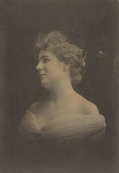Bethe César zong in 1901 te Gent de rol Reinhilde in de Opera van Jan Blockx 
