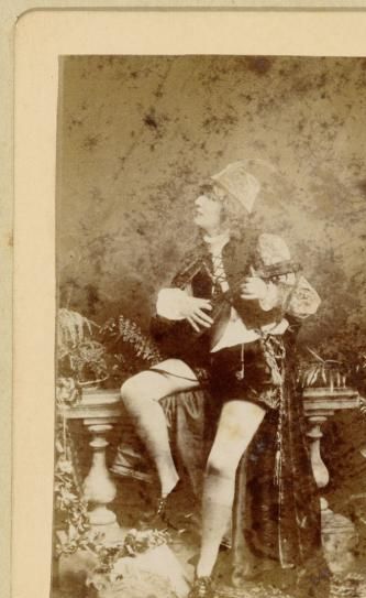 Sarah Bernhardt als jonge troubadour Zanetto in 