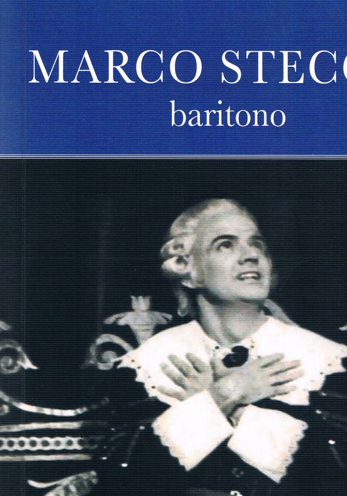 Wie meer wil weten over de familiegeschiedenis van de Stecchi's kan terecht de biografie door zijn vrouw An Roos geschreven. Het is daarbij  ook een buitengewoonkijkboek met tientallen foto's en krantenknipsels van zijn talrijke optredens, over de ganse wereld, en van zijn beroemde collega's waar hij de podia mee heeft beroerd. Dit boek wordt ook begeleid met een CD met 13 historische audio opnamen van tussen 1966 tot 1981.